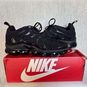 Nike Air VaporMax Plus ‘Triple Black’ Men’s Size 10